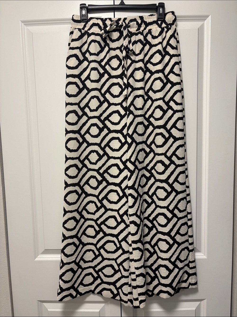 Black & Cream Geometric Pants